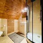 Bacowka U Bobika Holiday home Waksmund
