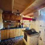 Holiday home Bacowka U Bobika *